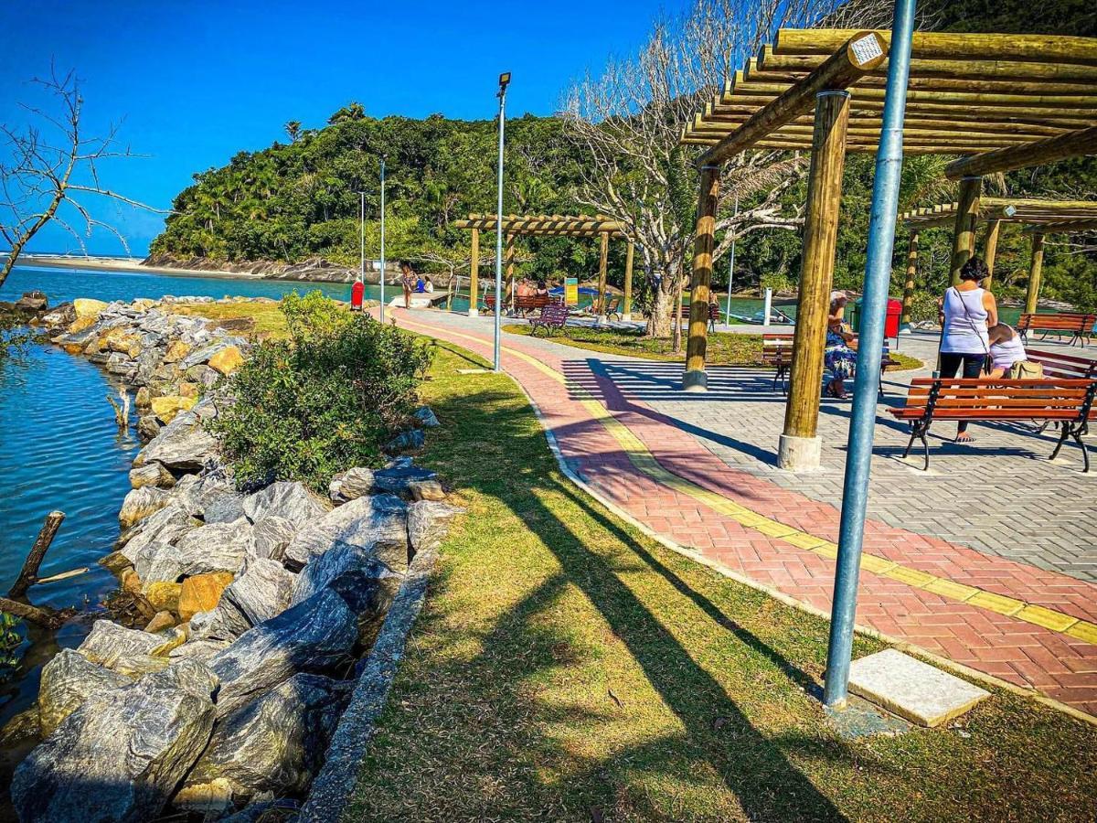 הוילה Peruíbe Vila Agradavel Com Piscina. מראה חיצוני תמונה
